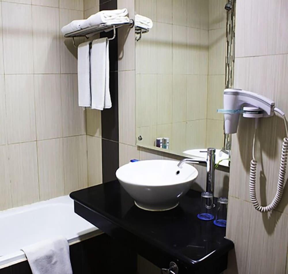 days hotel and suites by wyndham jakarta airport