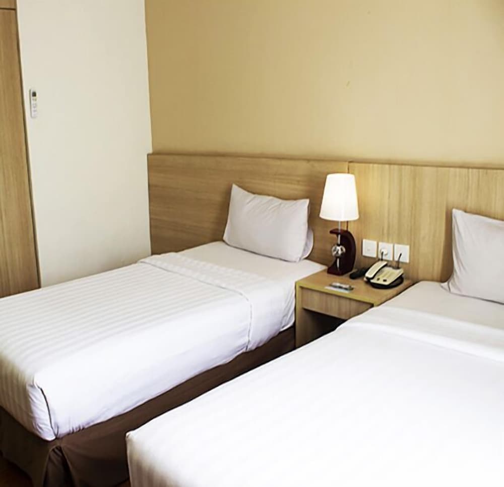 days hotel and suites by wyndham jakarta airport