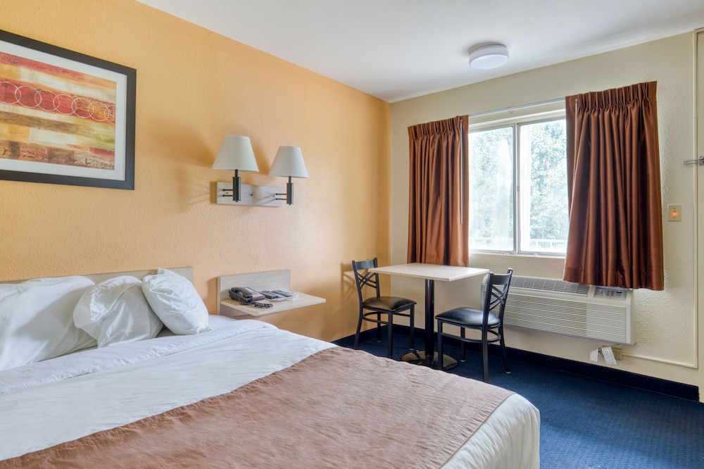 days inn by wyndham new philadelphia