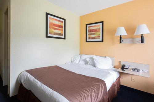 days inn by wyndham new philadelphia