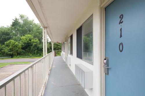 days inn by wyndham new philadelphia