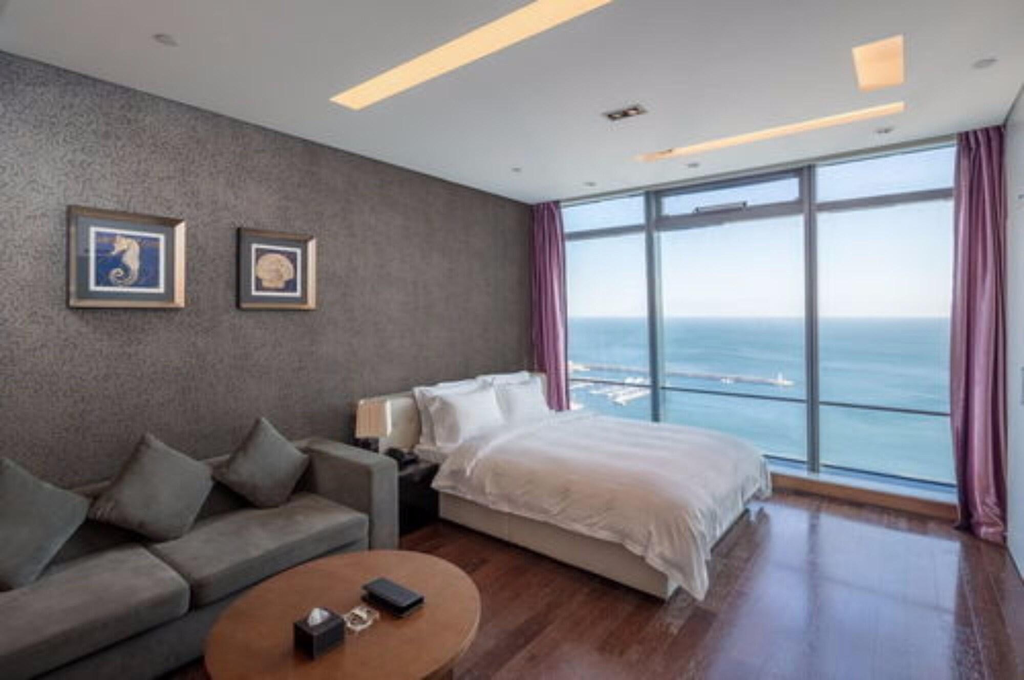 grand madison qingdao harbour view central