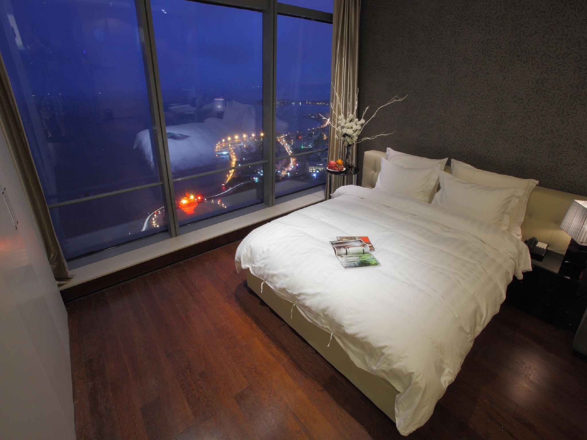 grand madison qingdao harbour view central