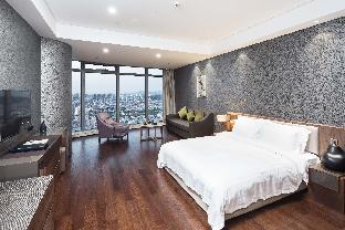 grand madison qingdao harbour view central