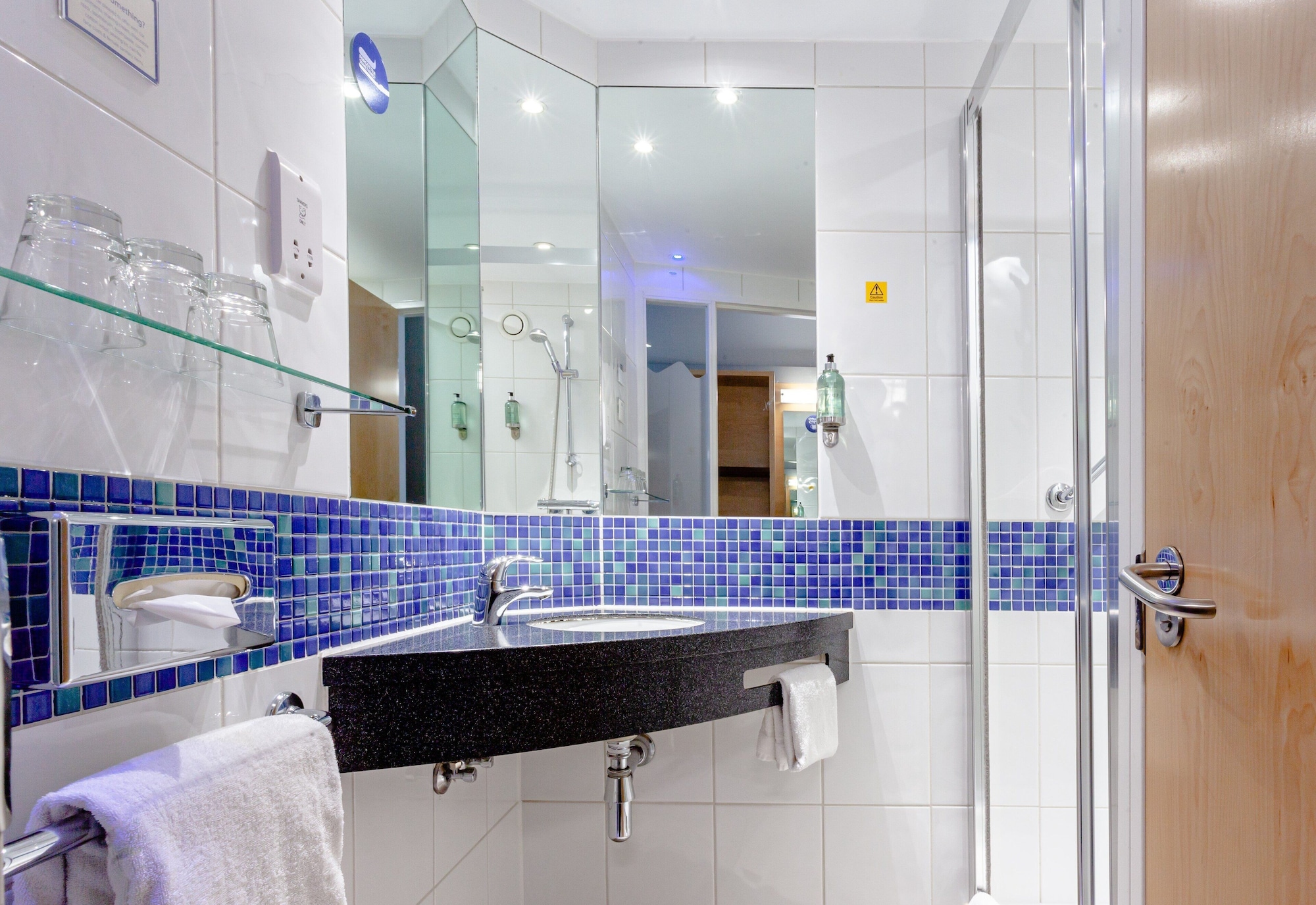 holiday inn express glasgow theatreland an ihg hotel