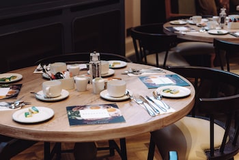 heythrop park hotel adults only