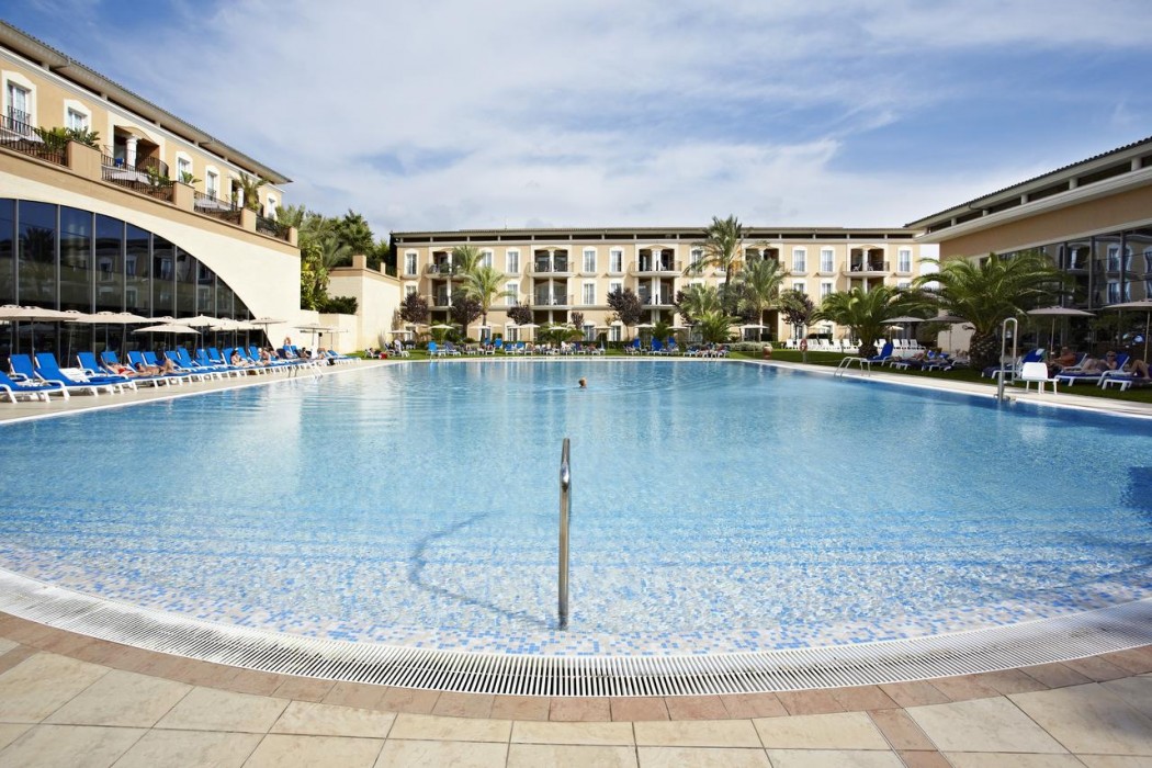 grupotel playa de palma suites and spa