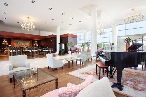 grupotel playa de palma suites and spa