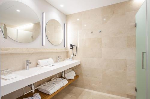 grupotel playa de palma suites and spa