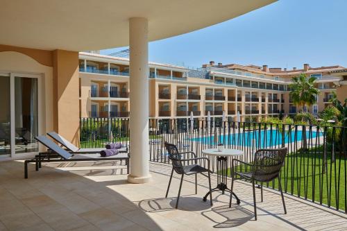 grupotel playa de palma suites and spa