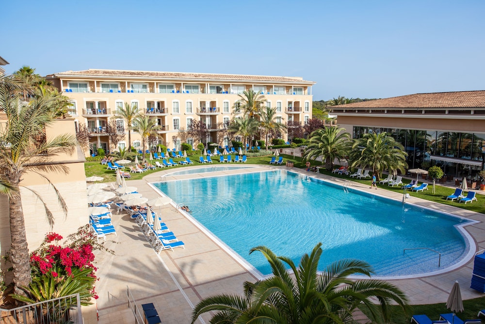 grupotel playa de palma suites and spa