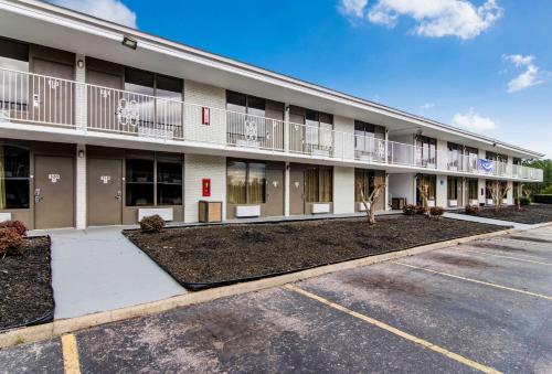 studio 6 lagrange ga