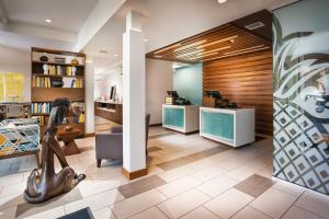 staypineapple hotel z gaslamp san diego
