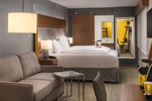 staypineapple hotel z gaslamp san diego