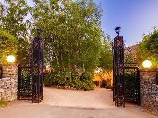 nugget point resort and spa