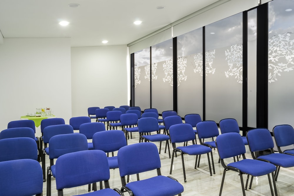 hotel regency boutique la feria