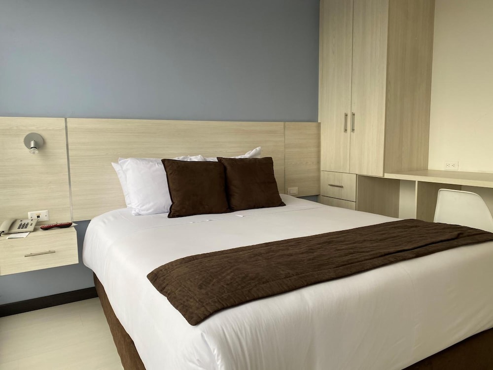 hotel regency boutique la feria