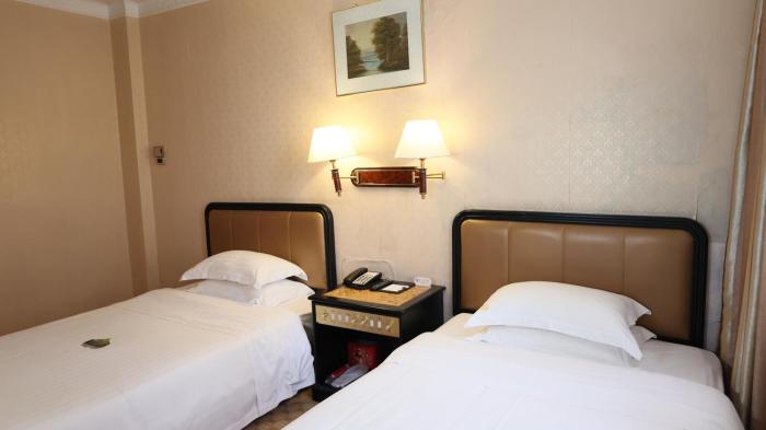 aiqun hotel