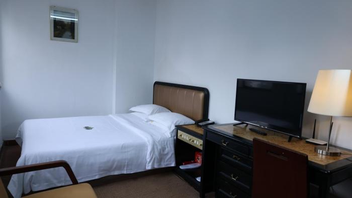 aiqun hotel