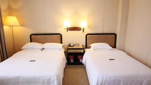 aiqun hotel