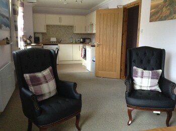 glenlochy nevis bridge apartments