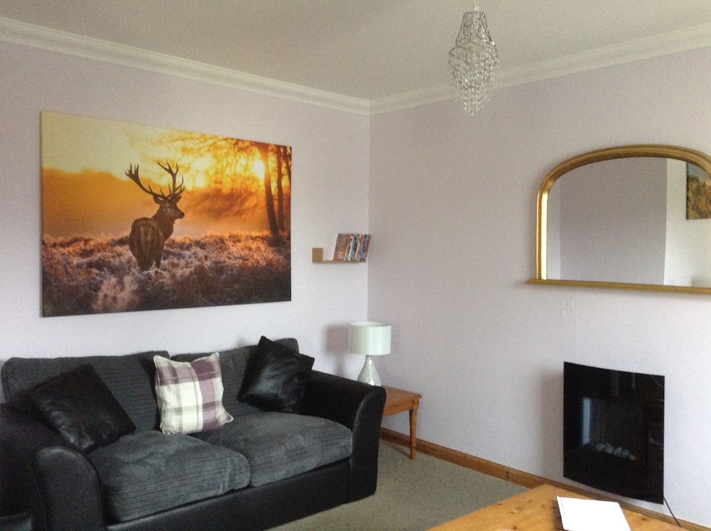 glenlochy nevis bridge apartments