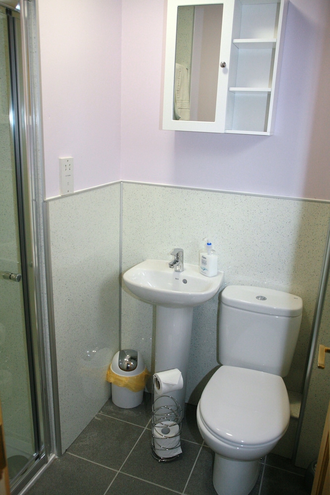 glenlochy nevis bridge apartments