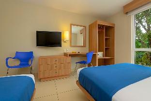 City Express San Jose Airport,,4 star