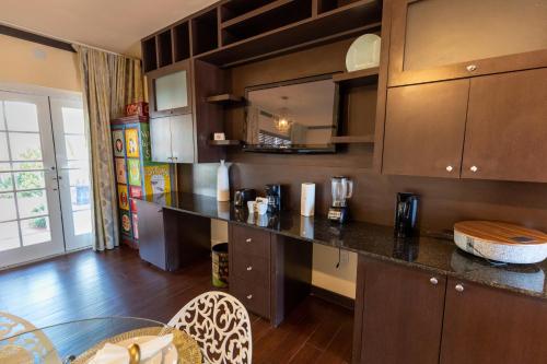 tradewinds apartment hotel a south beach group hotel