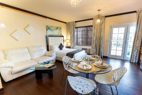 tradewinds apartment hotel a south beach group hotel