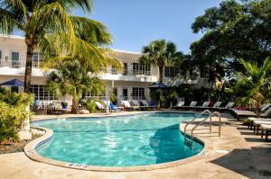 tradewinds apartment hotel a south beach group hotel