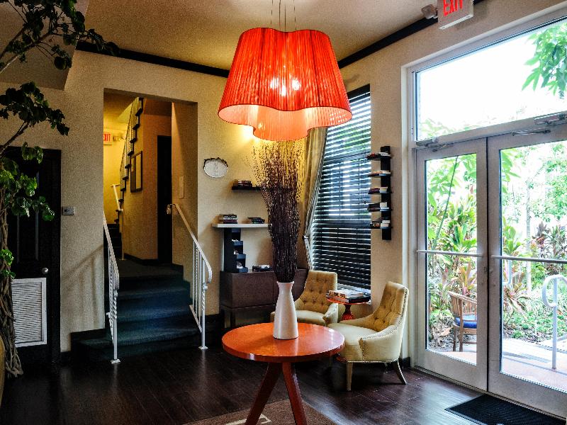 tradewinds apartment hotel a south beach group hotel