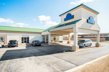 oyo hotel oklahoma city south i 35 and se 29th