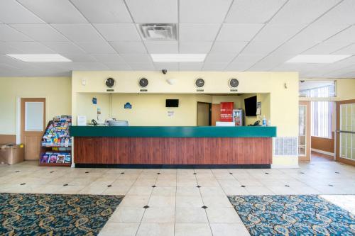 Oyo Hotel Oklahoma City South I-35 And Se 29Th,,2 star