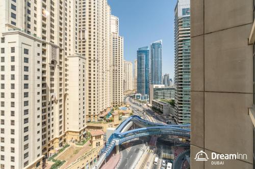 dream inn dubai apartments al sahab
