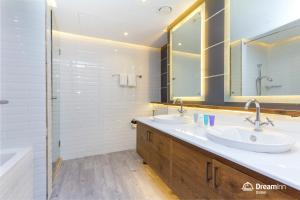 dream inn dubai apartments al sahab