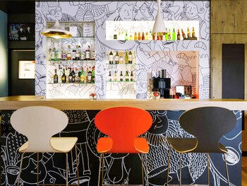ibis versailles chateau
