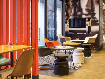 ibis versailles chateau