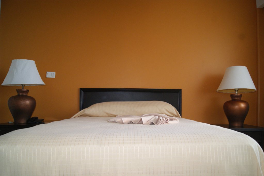 hotel miraflores excellent city