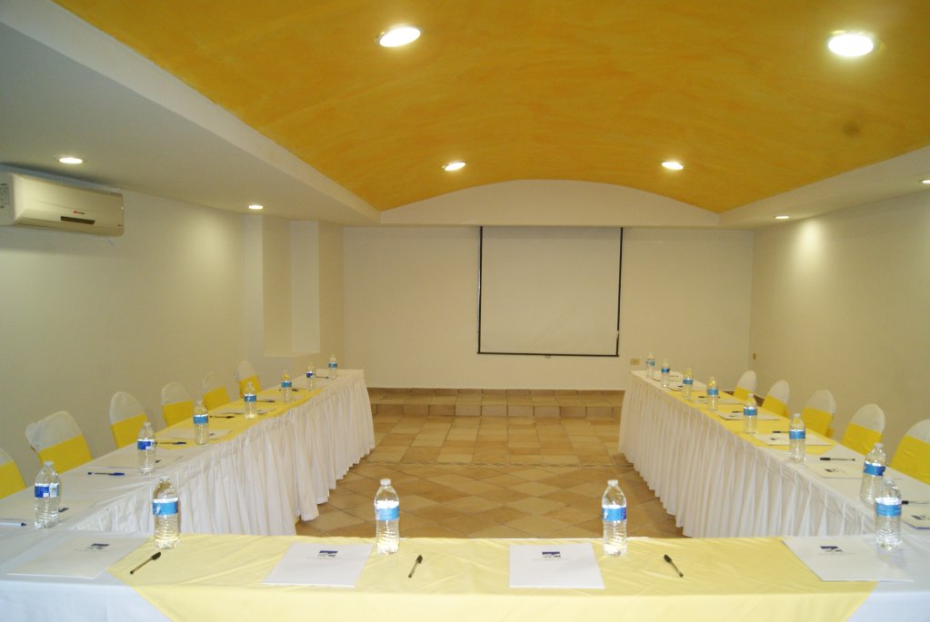 hotel miraflores excellent city