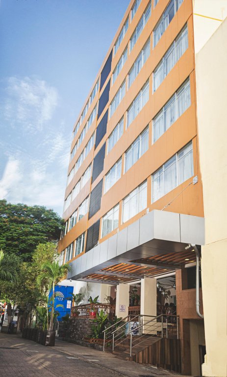 hotel miraflores excellent city