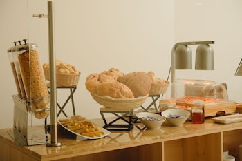 hotel dorado plaza alto prado