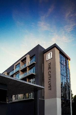 catalyst apartment hotel by newmark