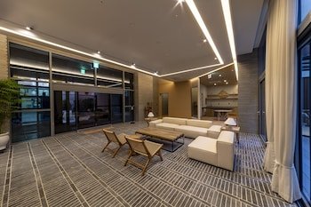 hound gardenandterrace hotel