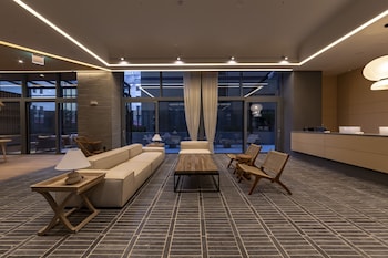 hound gardenandterrace hotel