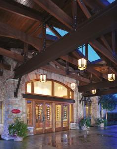 doubletree by hilton libertyville mundelein
