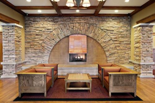 doubletree by hilton libertyville mundelein
