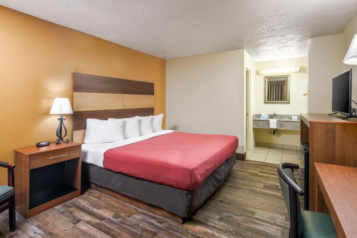 americana inn a travelodge by wyndham