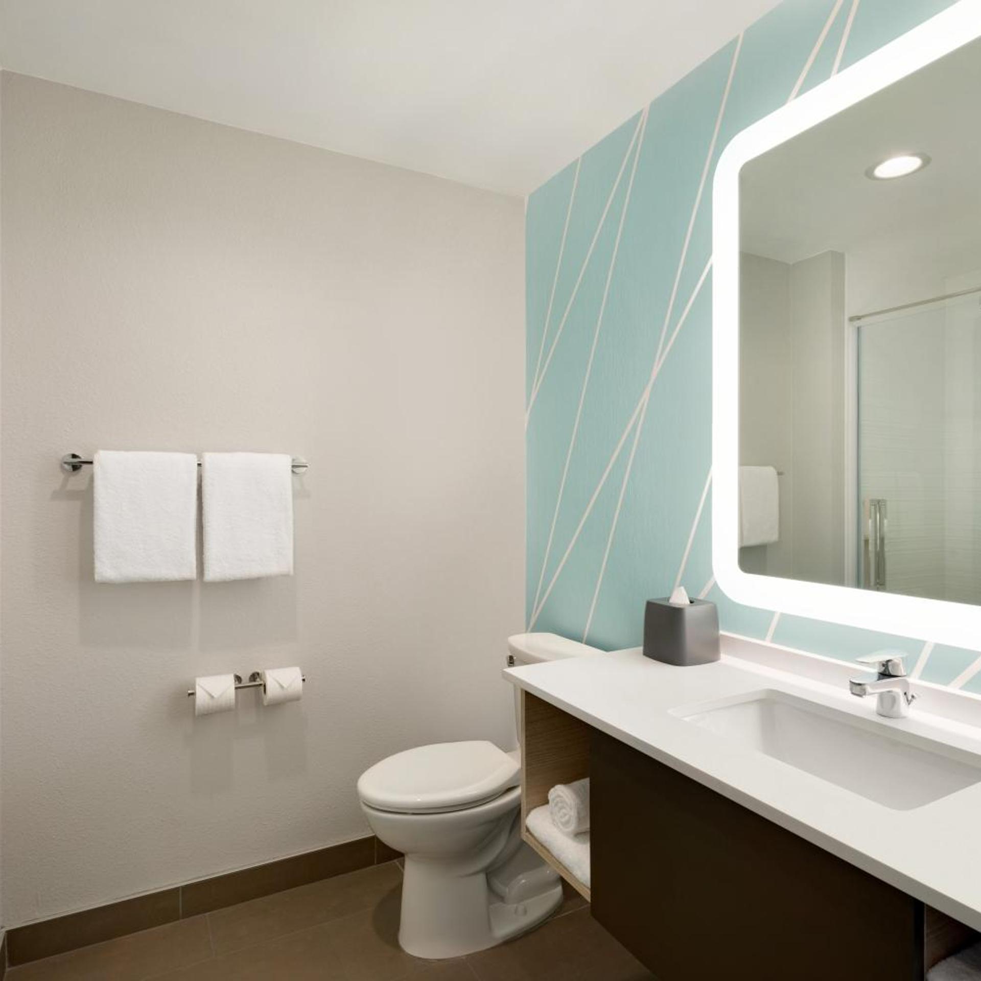 avid hotels staunton an ihg hotel