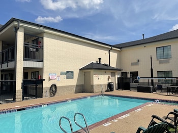 Quality Inn & Suites,Parker County>>Parker,2 star
